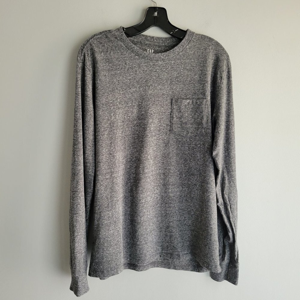 Gap Men's Long Sleeve Pocket T-Shirt Size M